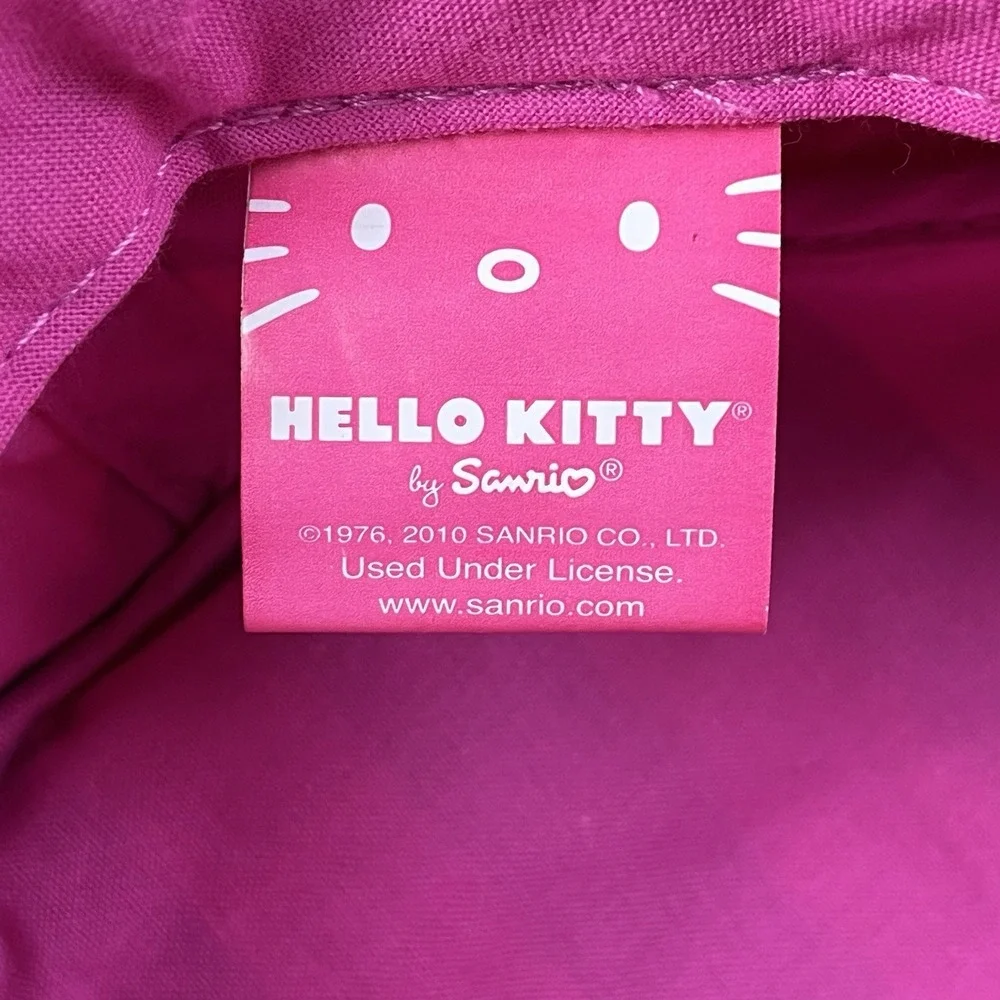 Hello Kitty hello kitty